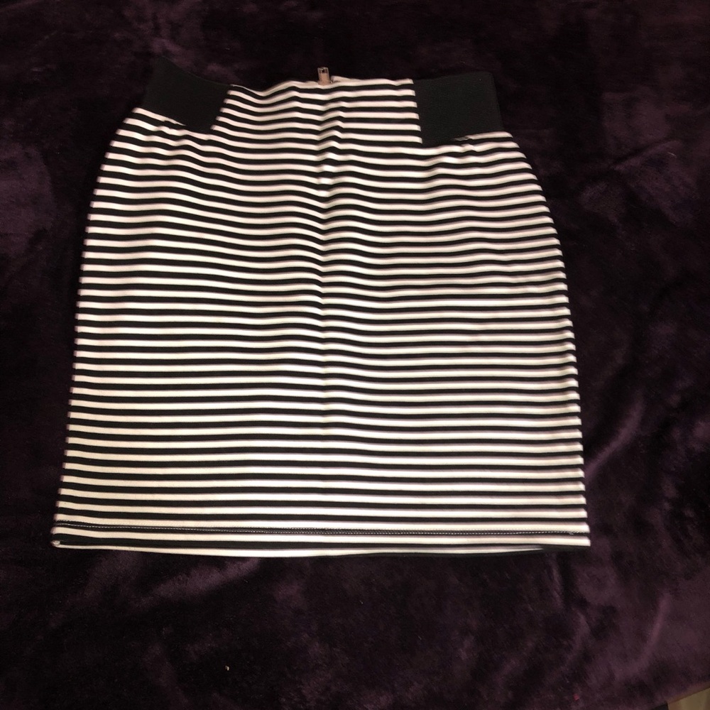 Stripped skirt